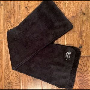 North Face scarf